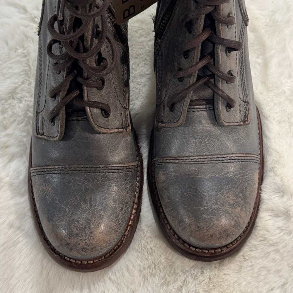 BED|STU Distressed Gray Leather Heeled Boots - Picture 4 of 13